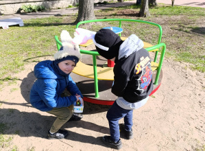 Wielkanocne poszukiwanie jajek