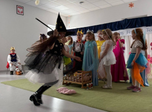 XX Międzyprzedszkolny  Przegląd Teatralny  "Bajka"