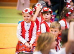 Festiwal Piosenki Patriotycznej w Szkole podstawowej nr 4.